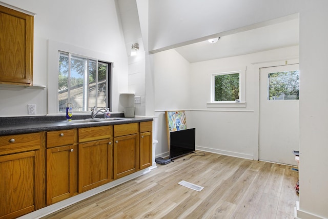 1111 Woodward Ave, Kalamazoo, MI 49007 - photo 8