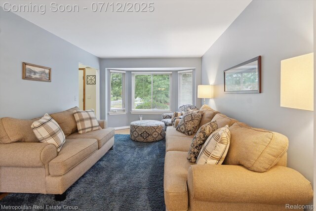 2129 Camelot Dr, Troy, MI 48083 - view of living room