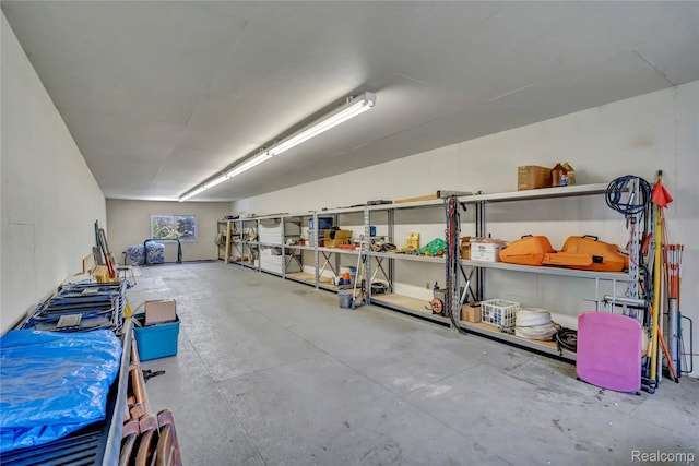 6728 Bowers Rd, Imlay City, MI 48444 - view of garage