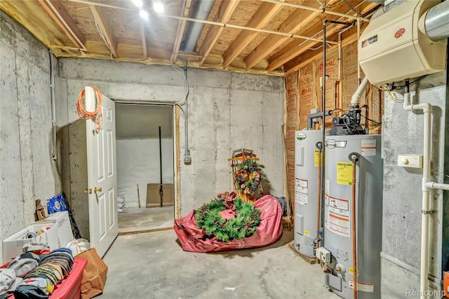 6728 Bowers Rd, Imlay City, MI 48444 - unfinished below grade area featuring water heater
