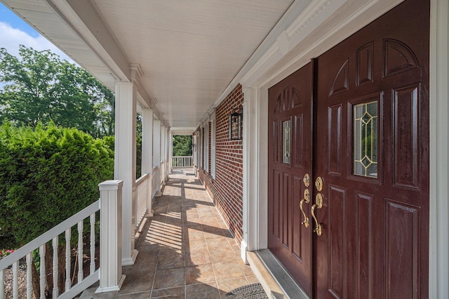 8411 Reese Ln, Ann Arbor, MI 48103 - entrance to property featuring a porch