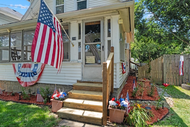 210 S Forbes St, Jackson, MI 49203 - property entrance
