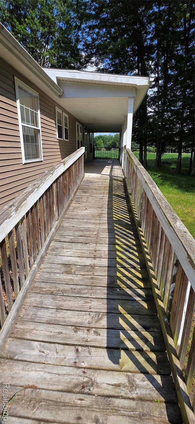19270 W Brant Rd, Brant, MI 48614 - view of deck
