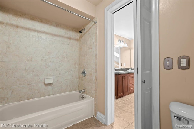 5152 Shenandoah Ct, West Bloomfield, MI 48323 - bathroom featuring tile patterned floors, shower / bath combination, and vanity