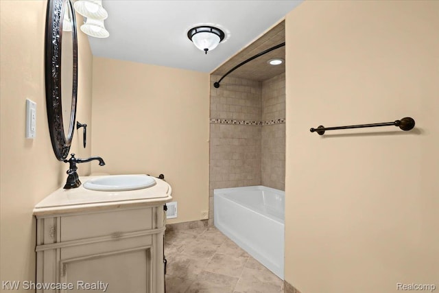 5152 Shenandoah Ct, West Bloomfield, MI 48323 - full bathroom featuring vanity and washtub / shower combination
