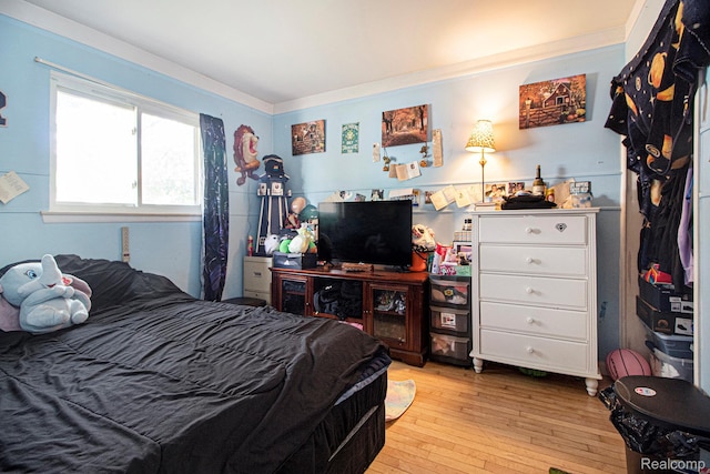 34919 Glover, Wayne, MI 48184 - bedroom with hardwood / wood-style floors
