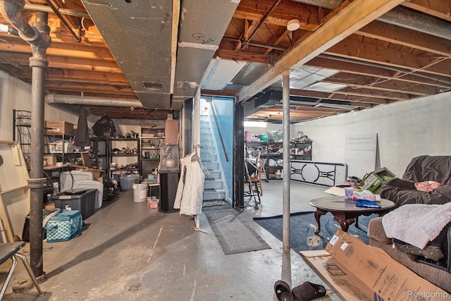 34919 Glover, Wayne, MI 48184 - unfinished basement with stairway
