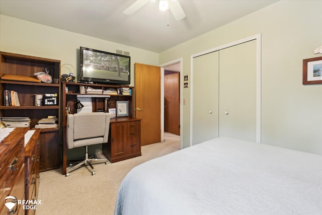 11206 E Atherton Rd, Davison, MI 48423 - carpeted bedroom with a closet, a ceiling fan, and a desk