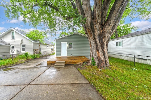 313 W Harwood Ave, Madison Heights, MI 48071 - back of house