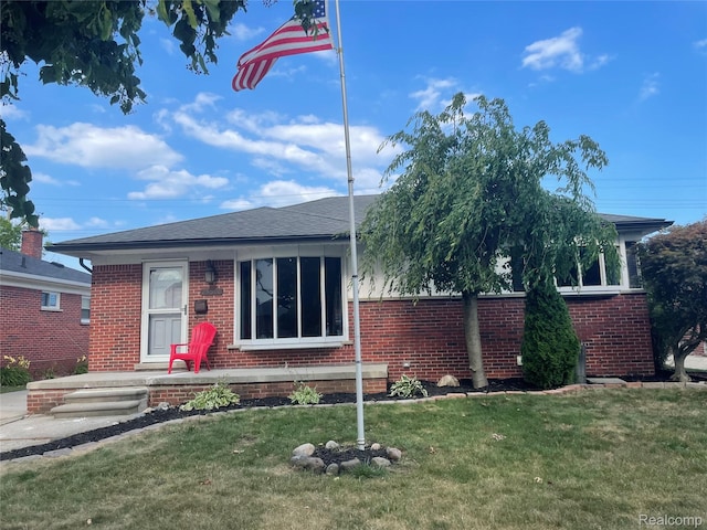 25506 San Rosa Dr, Saint Clair Shores, MI 48081 - photo 1
