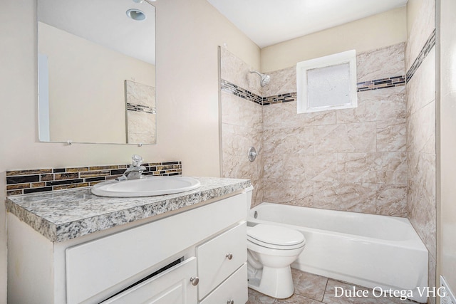 2025 Palace Ave SW, Grand Rapids, MI 49507 - bathroom featuring vanity, shower / washtub combination, and tile patterned flooring