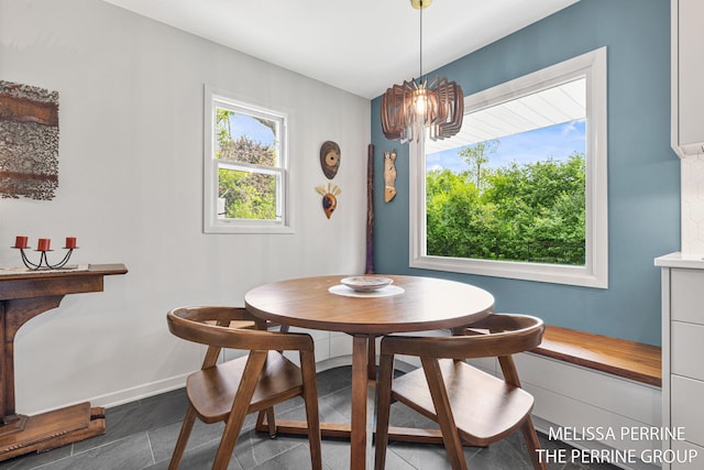 116 Loch Lomond Ave NE, Grand Rapids, MI 49546 - dining space with baseboards