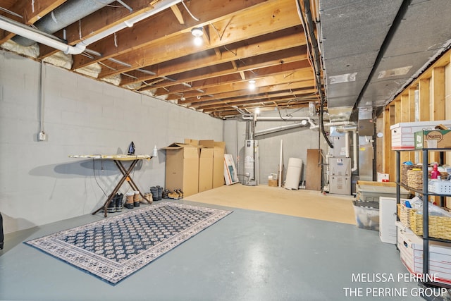 116 Loch Lomond Ave NE, Grand Rapids, MI 49546 - unfinished basement with gas water heater and heating unit
