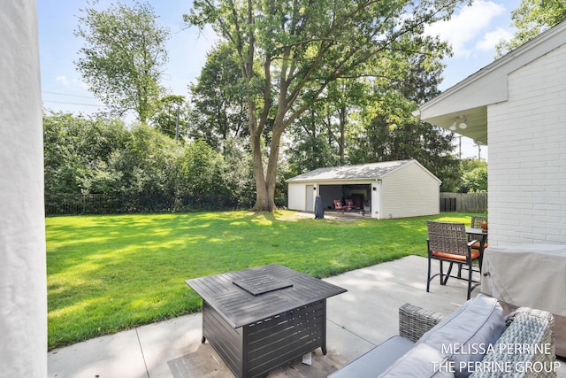 116 Loch Lomond Ave NE, Grand Rapids, MI 49546 - fenced backyard with a patio area, an outdoor structure, and view of scattered trees