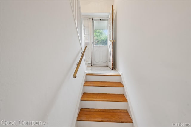 2289 Paulette Dr, Wolverine Lake, MI 48390 - photo 15