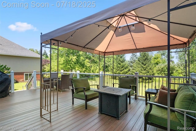 25506 Stanley Ln, South Lyon, MI 48178 - wooden terrace featuring a gazebo