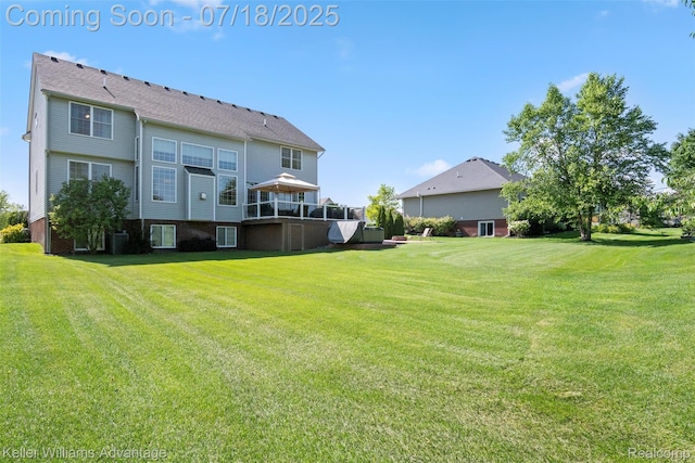 25506 Stanley Ln, South Lyon, MI 48178 - back of property with a lawn