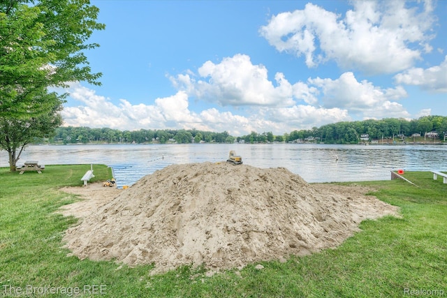 166 Indian Trl, Columbiaville, MI 48421 - water view