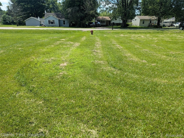 35780 Beverly Rd, Wayne, MI 48174