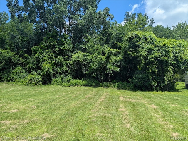 35780 Beverly Rd, Wayne, MI 48174