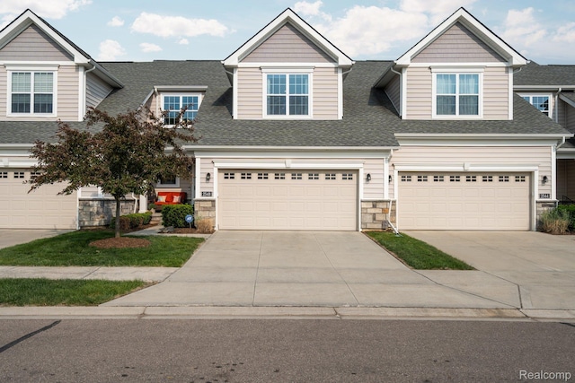 2548 Oxford Cir, Ann Arbor, MI 48103 - photo 3
