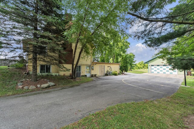 2050 S Wagner Rd, Ann Arbor, MI 48103 - view of front facade
