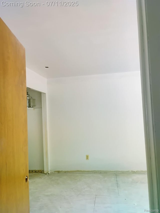 22100 Dante St, Troy, MI 48237 - photo 5