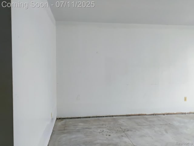22100 Dante St, Troy, MI 48237 - photo 16