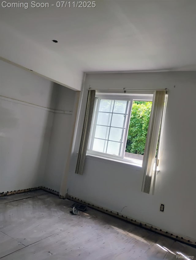 22100 Dante St, Troy, MI 48237 - photo 9