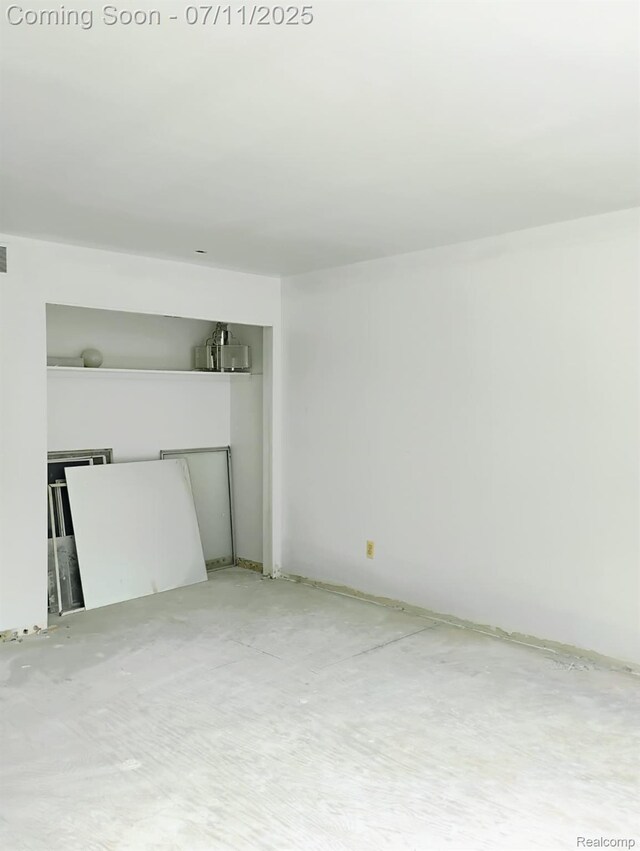 22100 Dante St, Troy, MI 48237 - photo 23