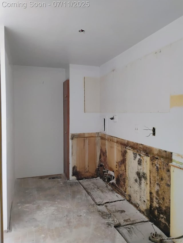 22100 Dante St, Troy, MI 48237 - photo 21
