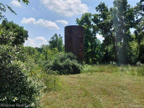 000 Allison Rd, Milan, MI 48160 - photo 8