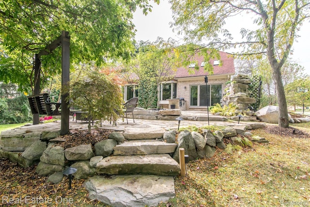 4088 Parkstone Ct, Troy, MI 48098 - photo 19