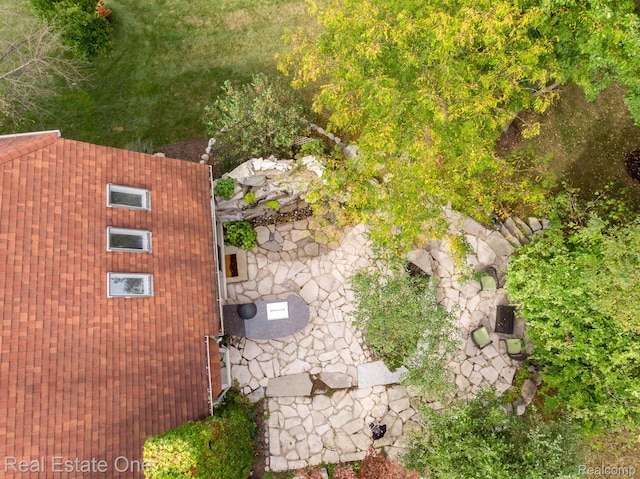 4088 Parkstone Ct, Troy, MI 48098 - photo 32