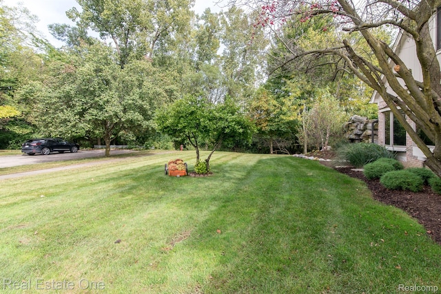 4088 Parkstone Ct, Troy, MI 48098 - photo 22