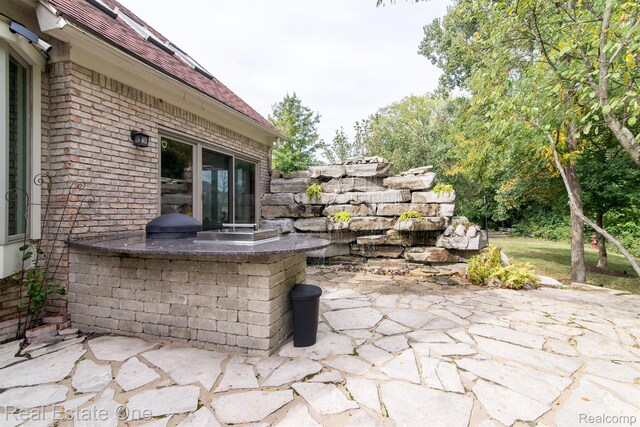 4088 Parkstone Ct, Troy, MI 48098 - photo 15