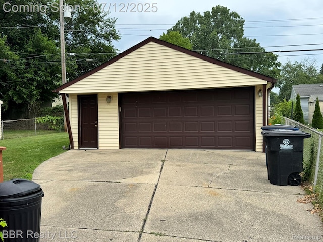 32120 Glen St, Westland, MI 48186 - view of detached garage