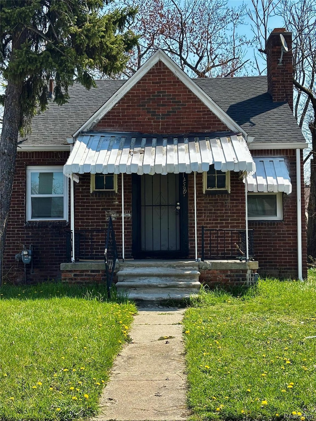 14590 Hubbell St, Detroit, MI 48227 - photo 1