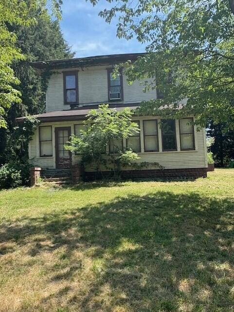 331 S Euclid Ave, Benton Harbor, MI 49022 - photo 2