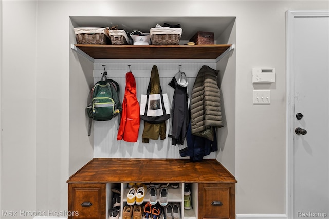 639 N Glenhurst Dr, Birmingham, MI 48009 - view of mudroom