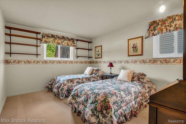 2419 Avondale St W, Sylvan Lake, MI 48320 - carpeted bedroom featuring baseboards