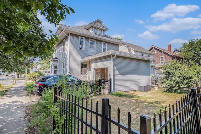 1200 Sherman St SE, Grand Rapids, MI 49506 - view of traditional style home