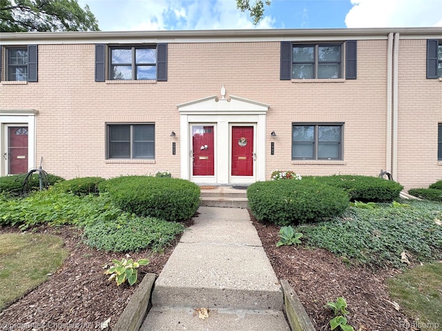 1983 Graefield Rd, Birmingham, MI 48009 - colonial home featuring brick siding