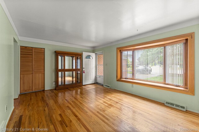 11164 Kennebec Ave, Allen Park, MI 48101 - photo 3