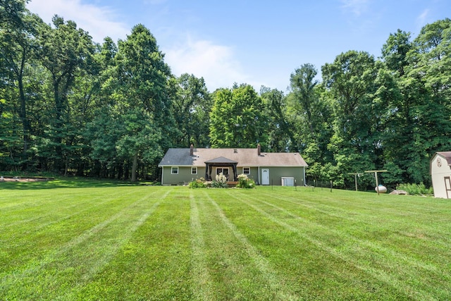 69291 Brush Trl, Niles, MI 49120 - view of green lawn