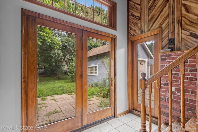 212 La Plaza Ct, Royal Oak, MI 48073 - doorway featuring light tile patterned floors and stairs