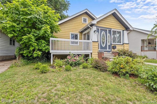 212 La Plaza Ct, Royal Oak, MI 48073 - view of front of house featuring a front lawn