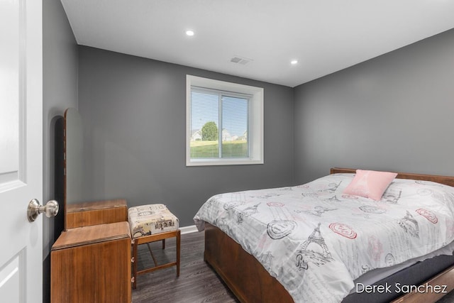 5845 Nile Dr SW, Wyoming, MI 49418 - bedroom featuring wood finished floors and recessed lighting