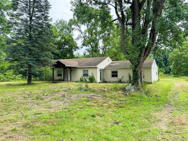 7889 Chilson Rd, Hamburg, MI 48169 - view of front facade