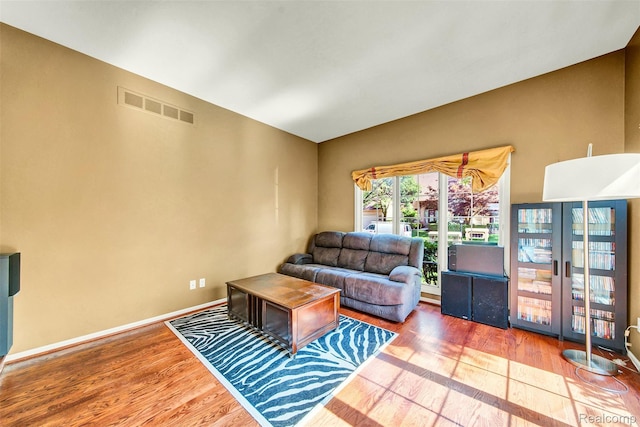 584 Cambridge Way, Bloomfield Hills, MI 48304 - living room with wood finished floors and french doors